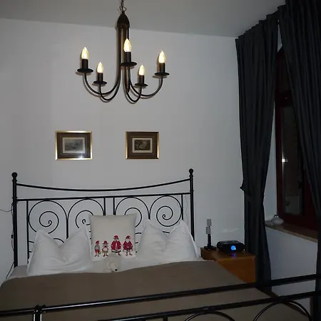 Fiedler Apartment *