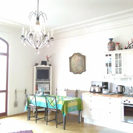Fiedler Apartment *